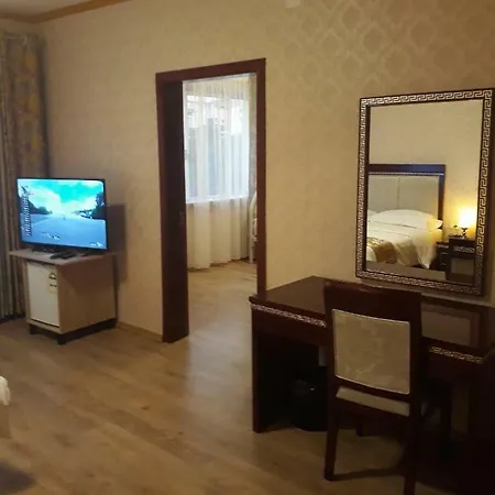 British ポグラデツ