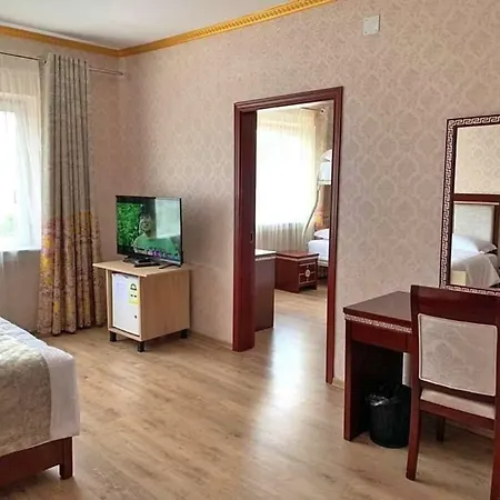 British فندق بورغراديك